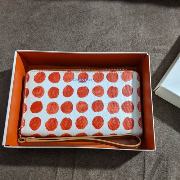 New Coach Wallet clutch wrislet - Picture 5 of 6